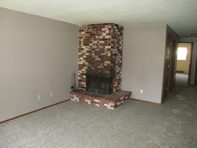 Foto del edificio - Nice Two Bedroom with Fireplace