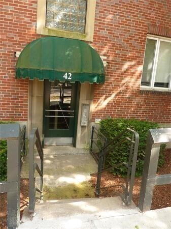 Foto del edificio - 42 Dean Rd