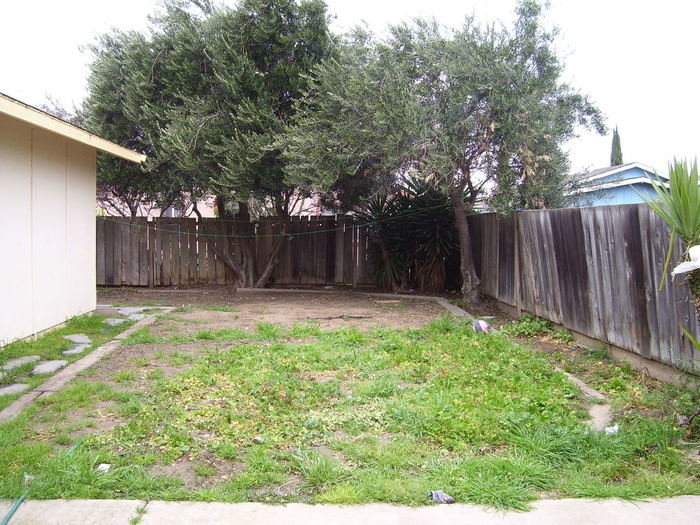 Building Photo - Nice 3 bedroom house in Greenfield