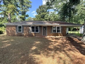 Building Photo - 3642 Glen Ln