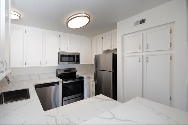 Interior Photo - Fountain Estates Apartments