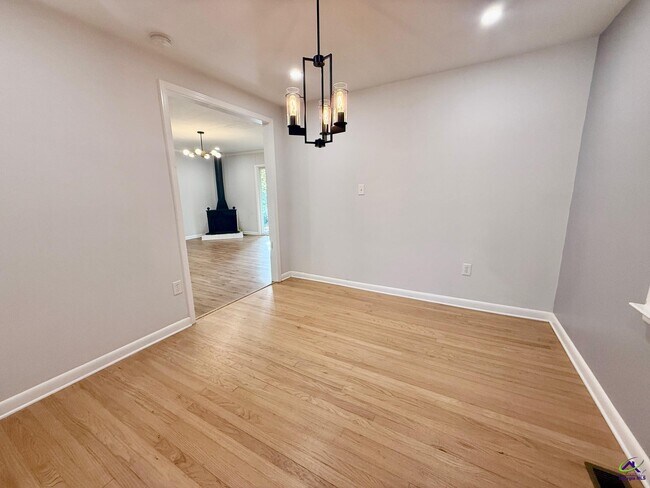 Foto del edificio - 519 Arrowhead Trl