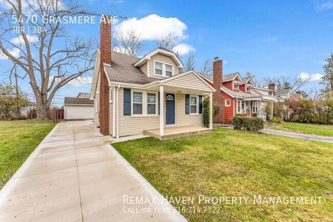 Building Photo - 5470 Grasmere Ave,  Maple Heights- Spaciou...