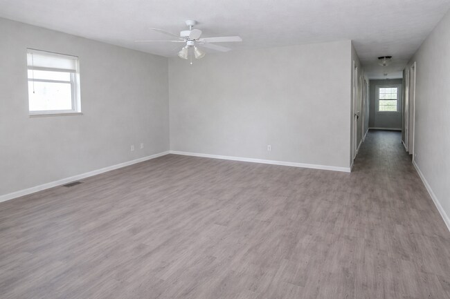 Foto del edificio - 2854 Merts Dr