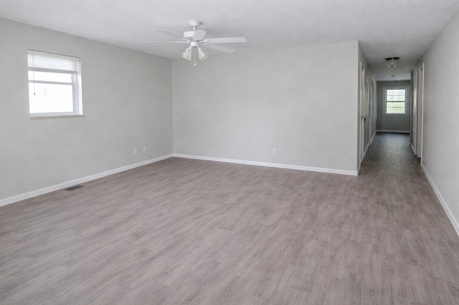 Photo - 2854 Merts Dr House