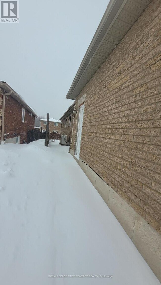 Photo du bâtiment - 82 Shalom Way