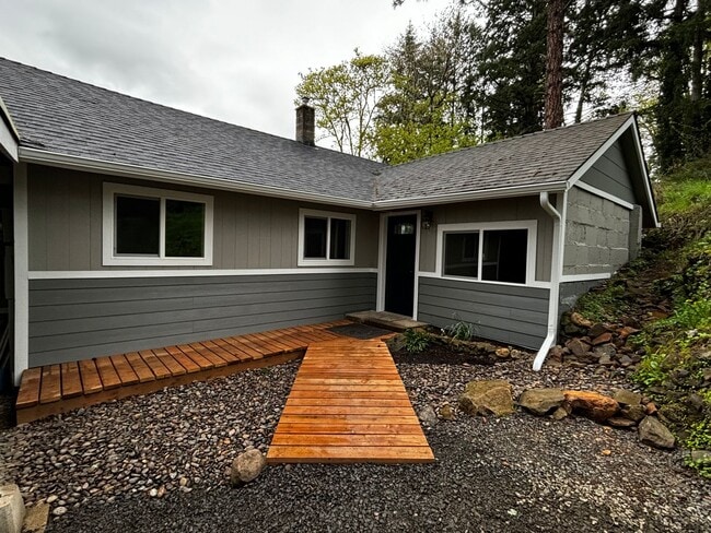 Building Photo - 157 Holloway Heights