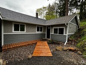 Building Photo - 157 Holloway Heights