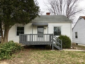 Building Photo - 2119 Ratcliffe Ave