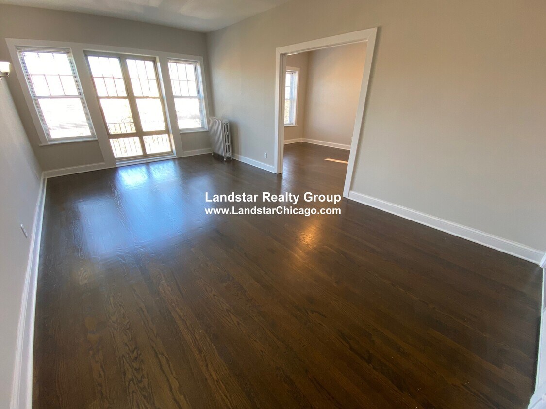 Primary Photo - 730 Reba Pl