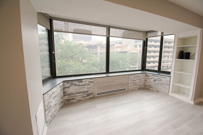 Foto del edificio - 207 5th Ave SW