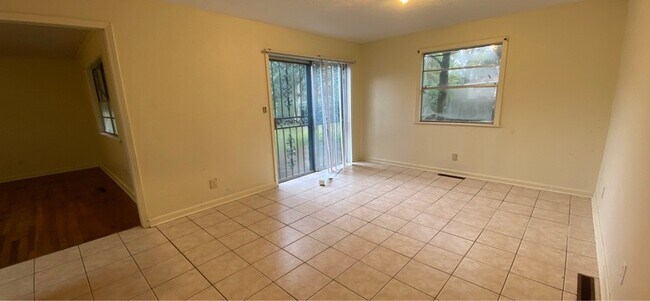 Building Photo - 149 Springfield Cir