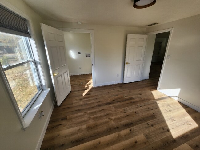 Foto del edificio - 231 N John St