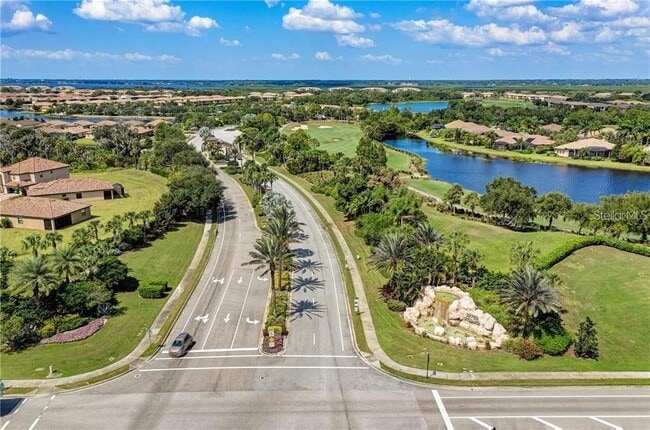 Building Photo - 7121 River Hammock Dr