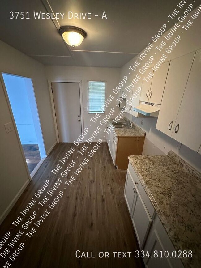 Foto del edificio - 3751 Wesley Dr