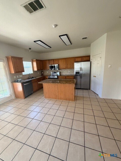 Foto del edificio - 225 Memory Ln