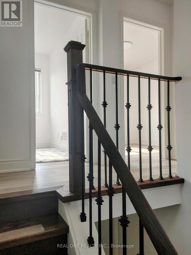 Building Photo - 12 St Moritz Way