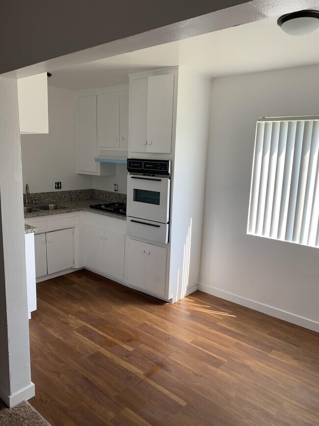 13121 Brookhurst St Unit A, Garden Grove, CA 92843 Apartment for Rent