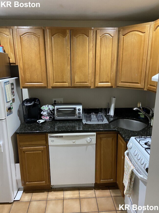 Building Photo - 477 Shawmut Ave