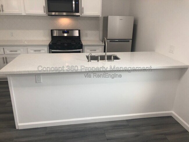 Foto del edificio - 110 E Scott St
