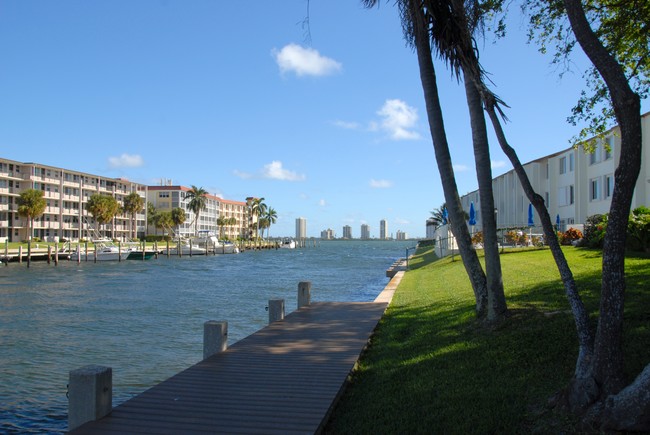 Foto del edificio - Bahia Mar