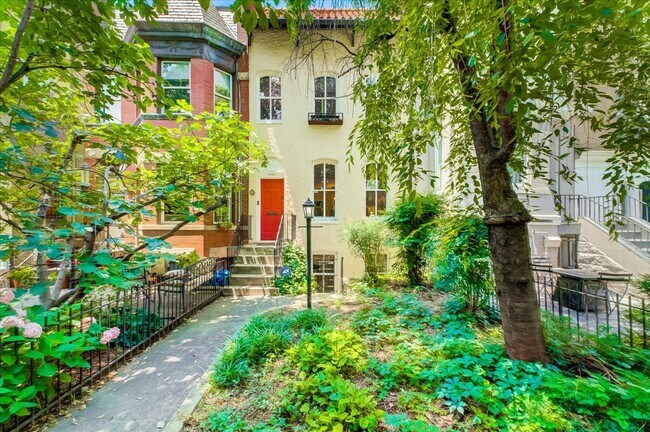 Foto del edificio - 1908 16th St NW