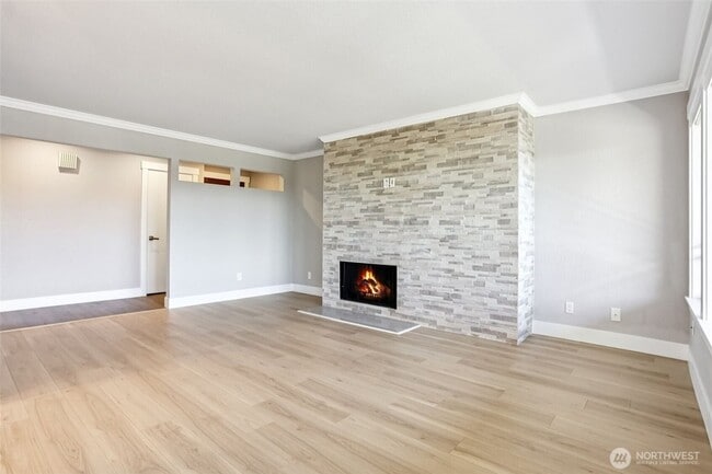 Photo - Newly remodeled Juanita Gem! House