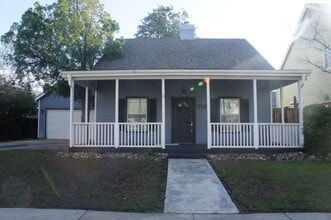 Building Photo - 710 Heritage Pl