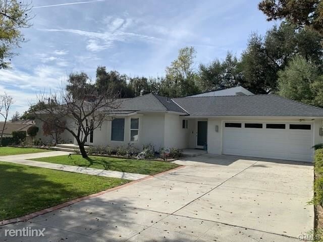 Primary Photo - 4 br, 3 bath House - 1755 N Santa Anita Ave