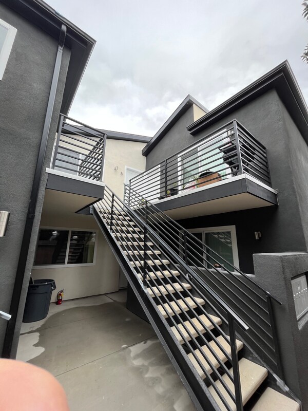 Foto del edificio - 4732 Bancroft St