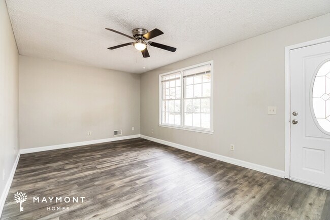 Foto del edificio - 301 Maid Stone Rd