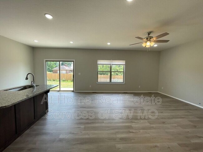 Foto del edificio - 114 Rosalie St