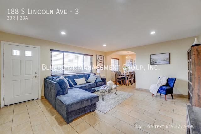 Building Photo - Spacious Single Story Condo