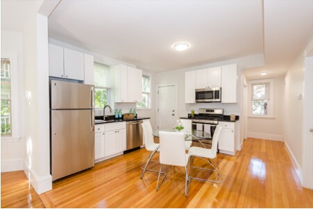 Foto principal - 12 Stone Ave