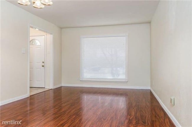 Building Photo - 3 br, 2.5 bath Apartment - 455 Tiffany Trail