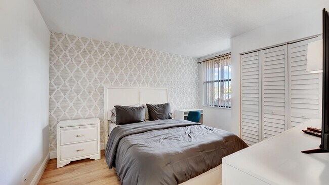 Building Photo - 955 Dotterel Rd