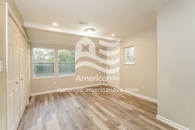 Foto del edificio - 3237 Beech Ave SW