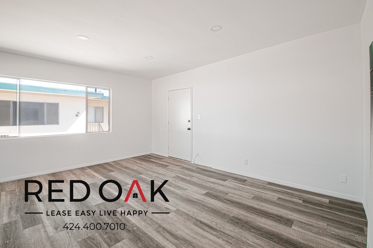 Foto principal - 7395 Emily Ln
