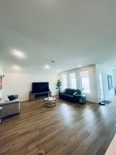 Building Photo - 2807 Gran Castillo Dr