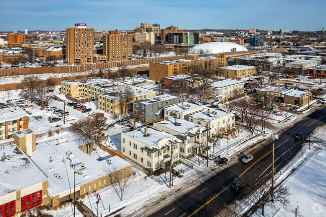 Foto aérea - 2016-2020 E Franklin Ave