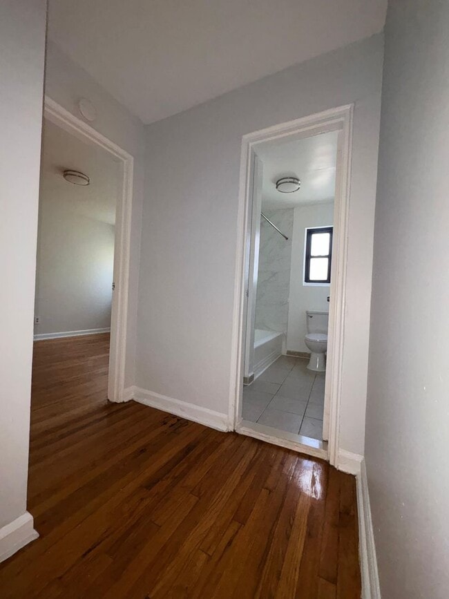 Interior Photo - 242 Prospect Street
