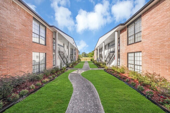Foto del edificio - 3316 N Macgregor Way