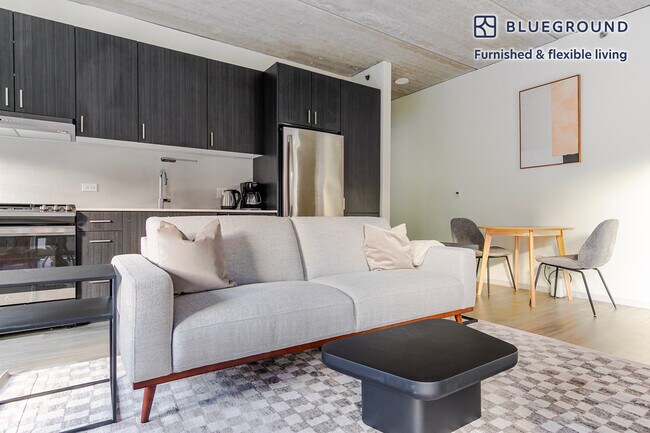 Foto del edificio - 343 W Schiller St