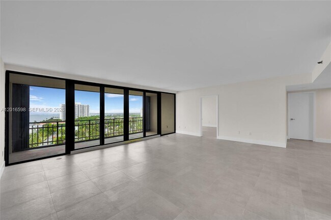 Foto del edificio - 11113 Biscayne Blvd