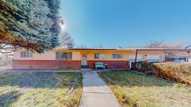 Building Photo - 506 El Dorado Dr NW