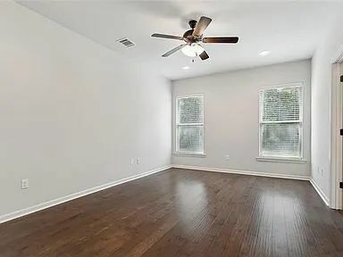 Foto del edificio - 1188 Berkshire Dr