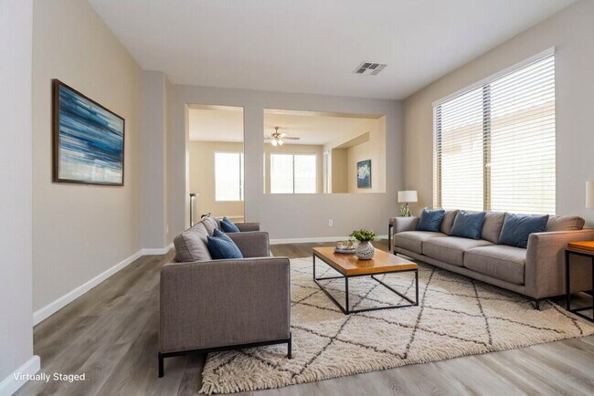 Foto del edificio - 15233 W Banff Ln