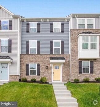 Building Photo - 9346 Tanfield Dr