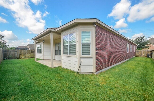 Foto del edificio - 4107 Elk Bluff Ln