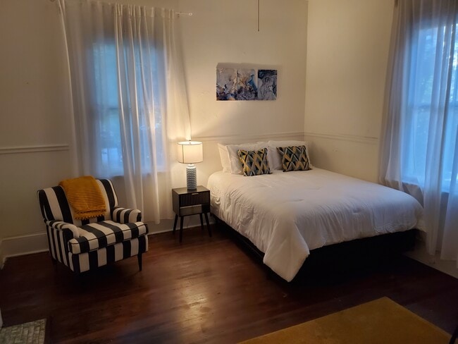 Foto del edificio - Furnished, Cozy Stay in the Arts District